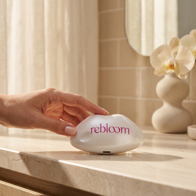 Rebloom Kiss - LED Lip Enhancing Device